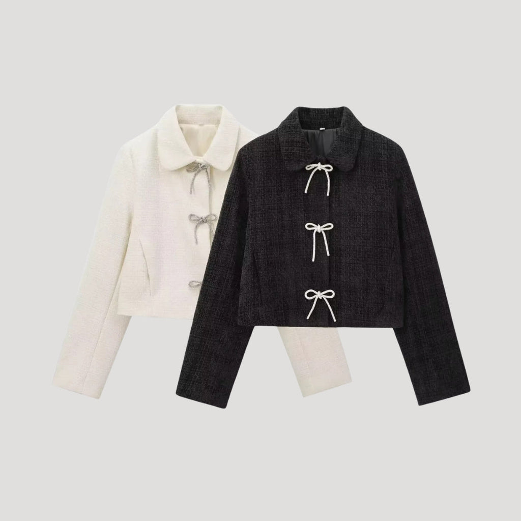 Giacca in Tweed con Fiocchi Frontali – Stile Cropped Chic