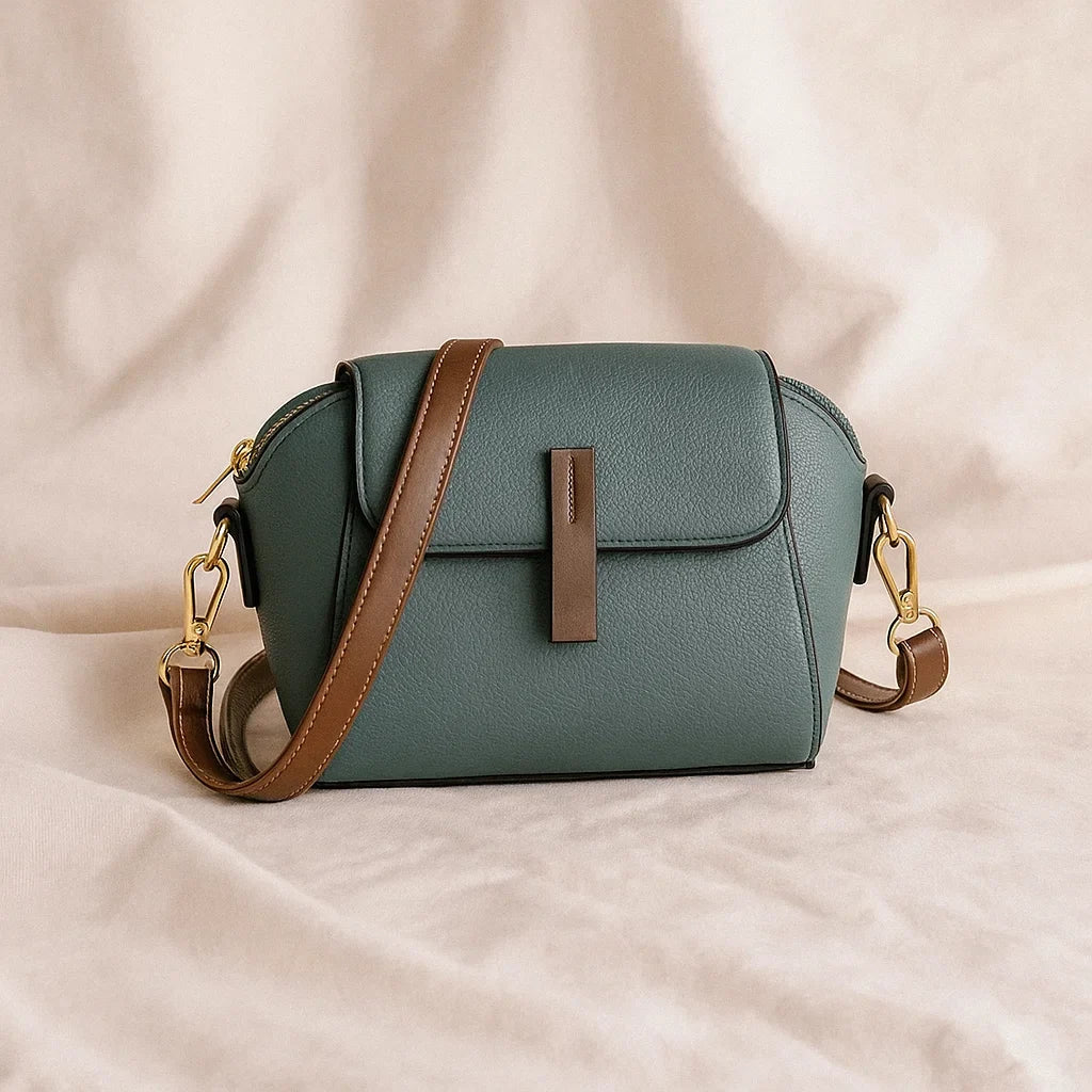 Chaya – Borsa a Tracolla Compatta in Pelle